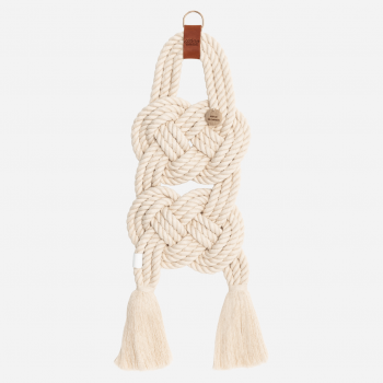 Noeud marin de Carrick avec bague blanche et pompons