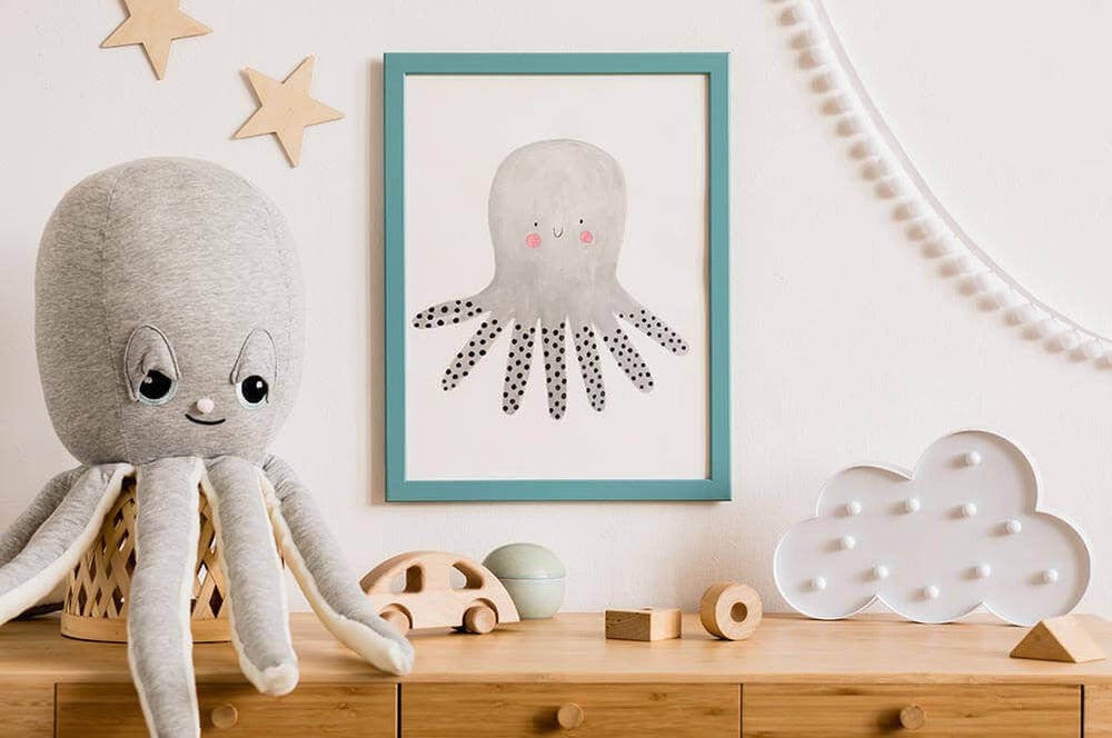 Plunge your kid into the ocean with a trendy bedroom deco