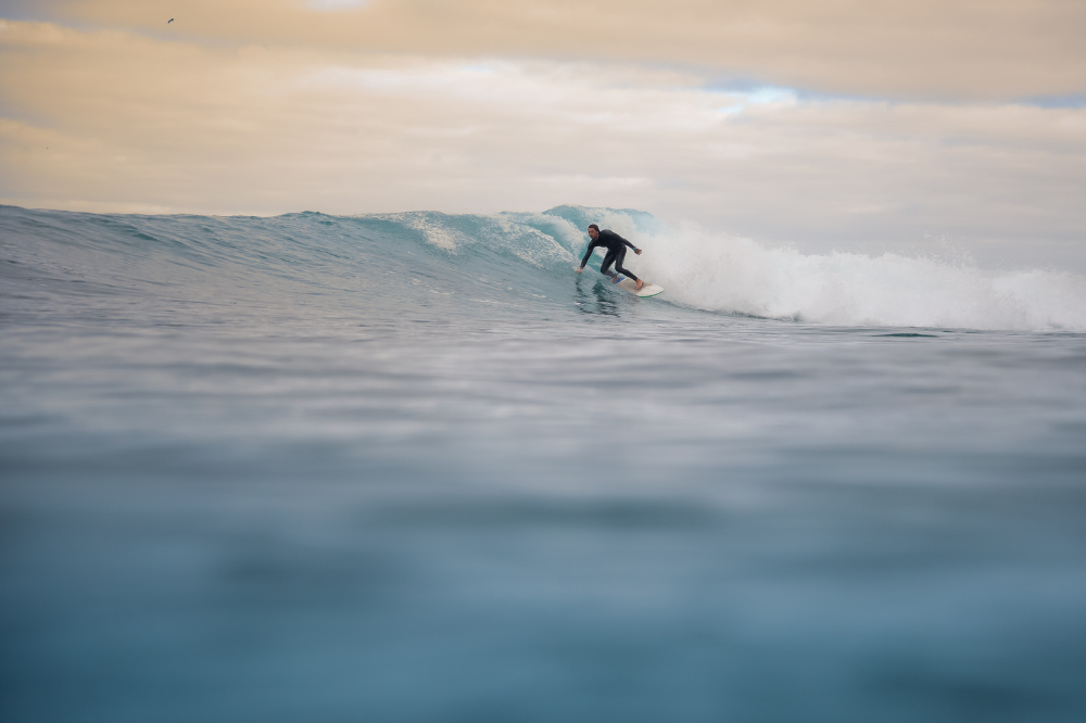 Surfeur, rêveur, amoureux des vagues : le cadeau qui lui correspond