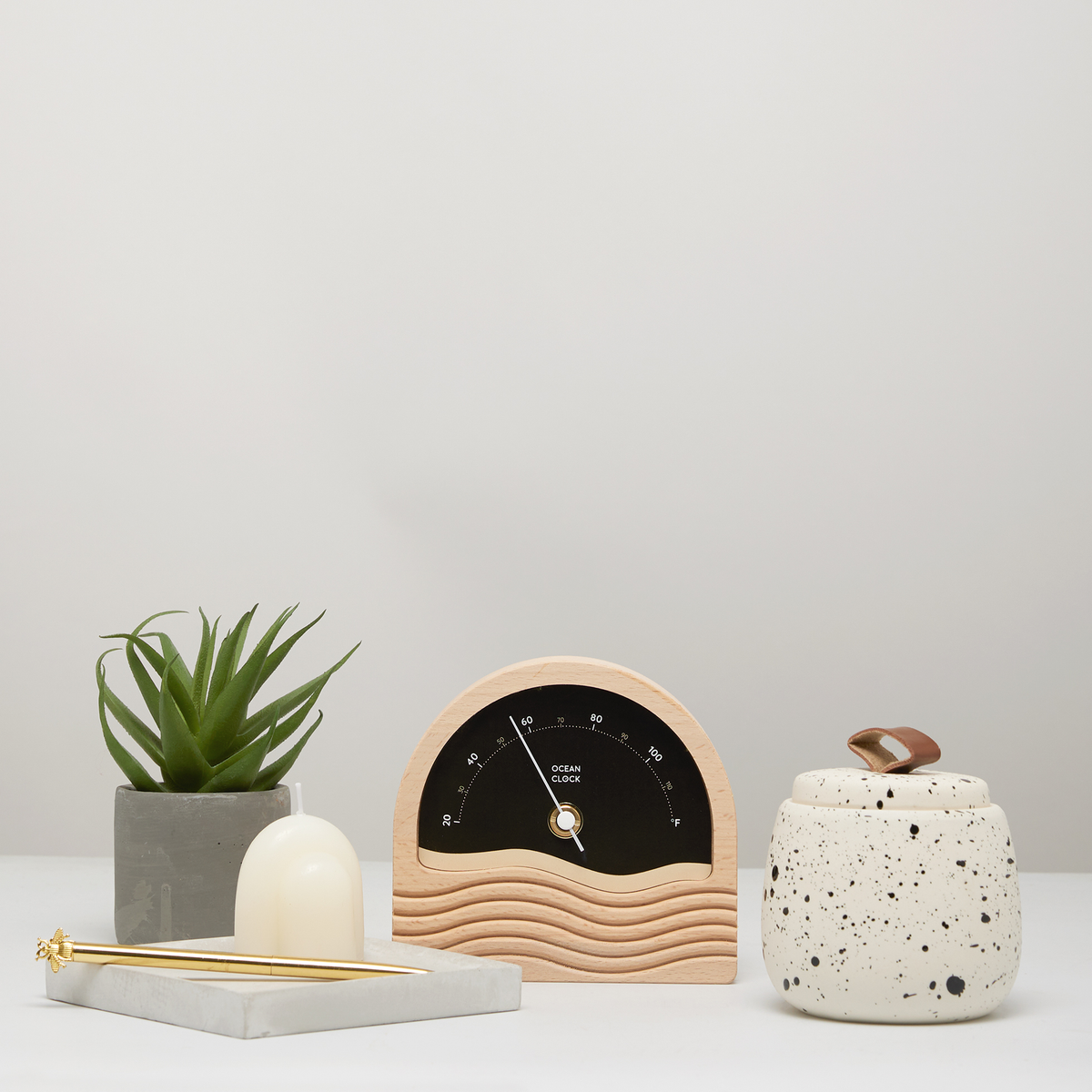 Weather thermometer Black