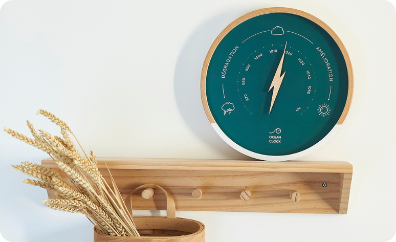 How to read a barometer - Follow our guide | Ocean Clock