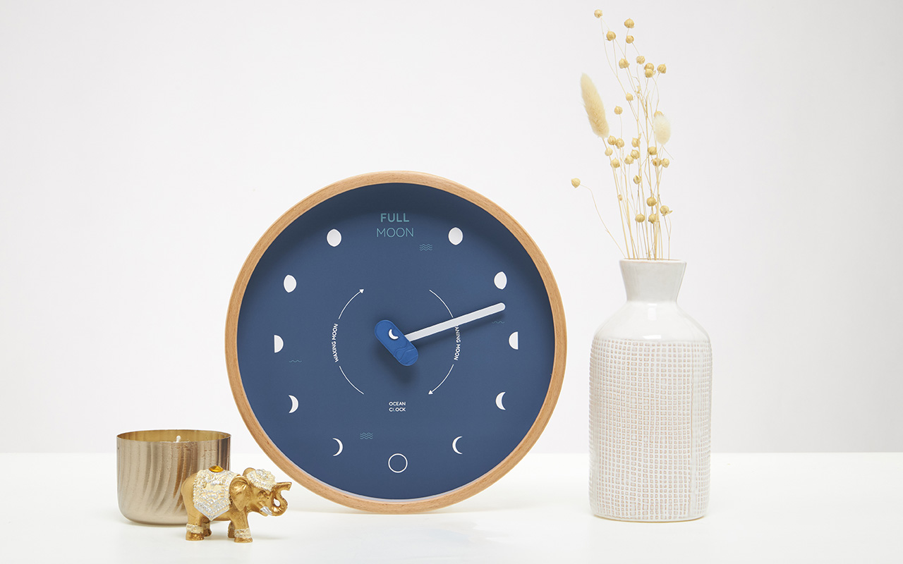 Moon Phase Clock : Track the phases of the lunar cycle
