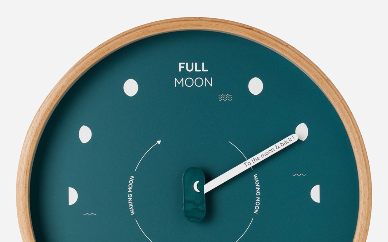 Customise our lunar clocks!